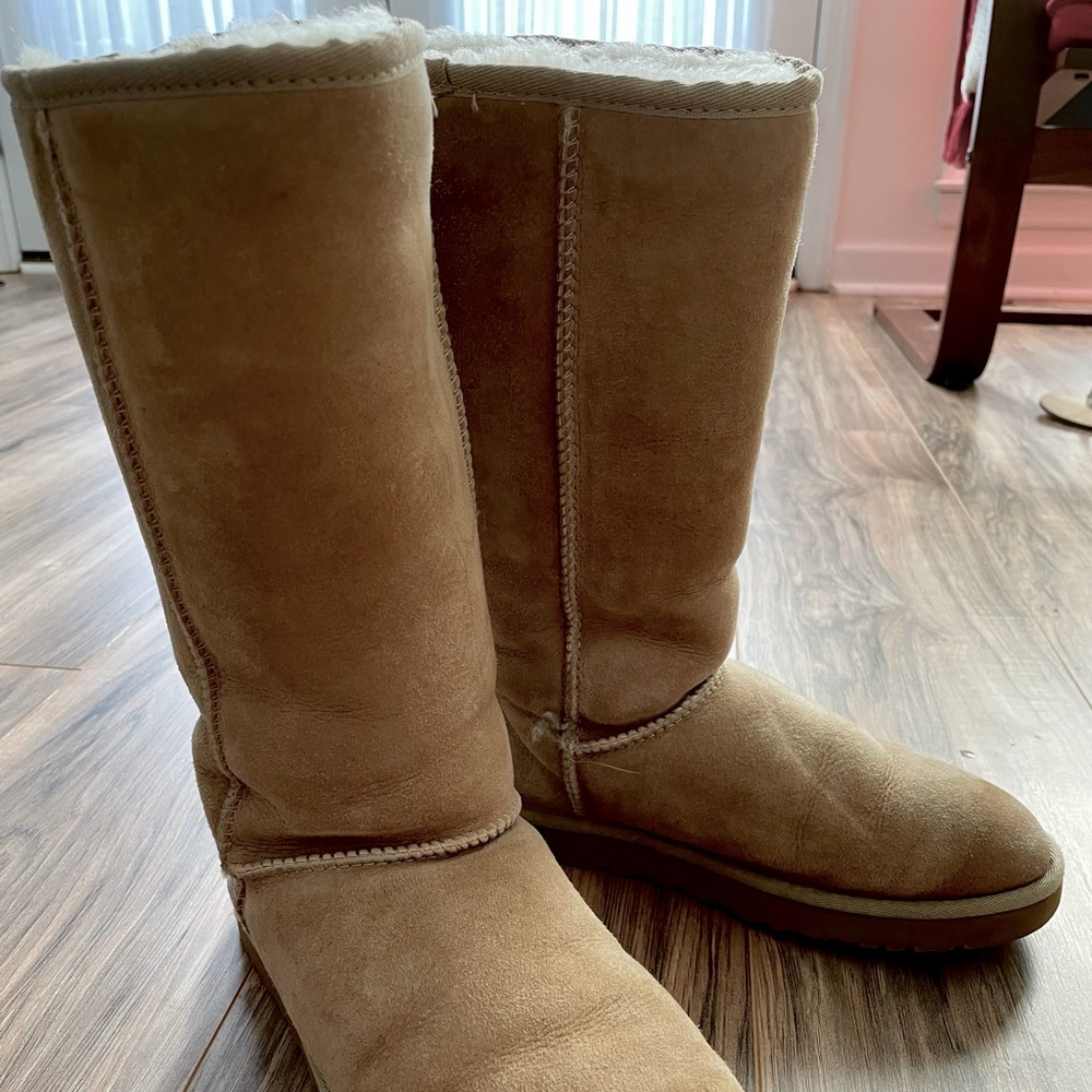 Tan Ugg Boots